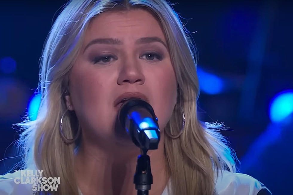 Kelly Clarkson Covrer Taylor Swift “Better Man Is Super Country”