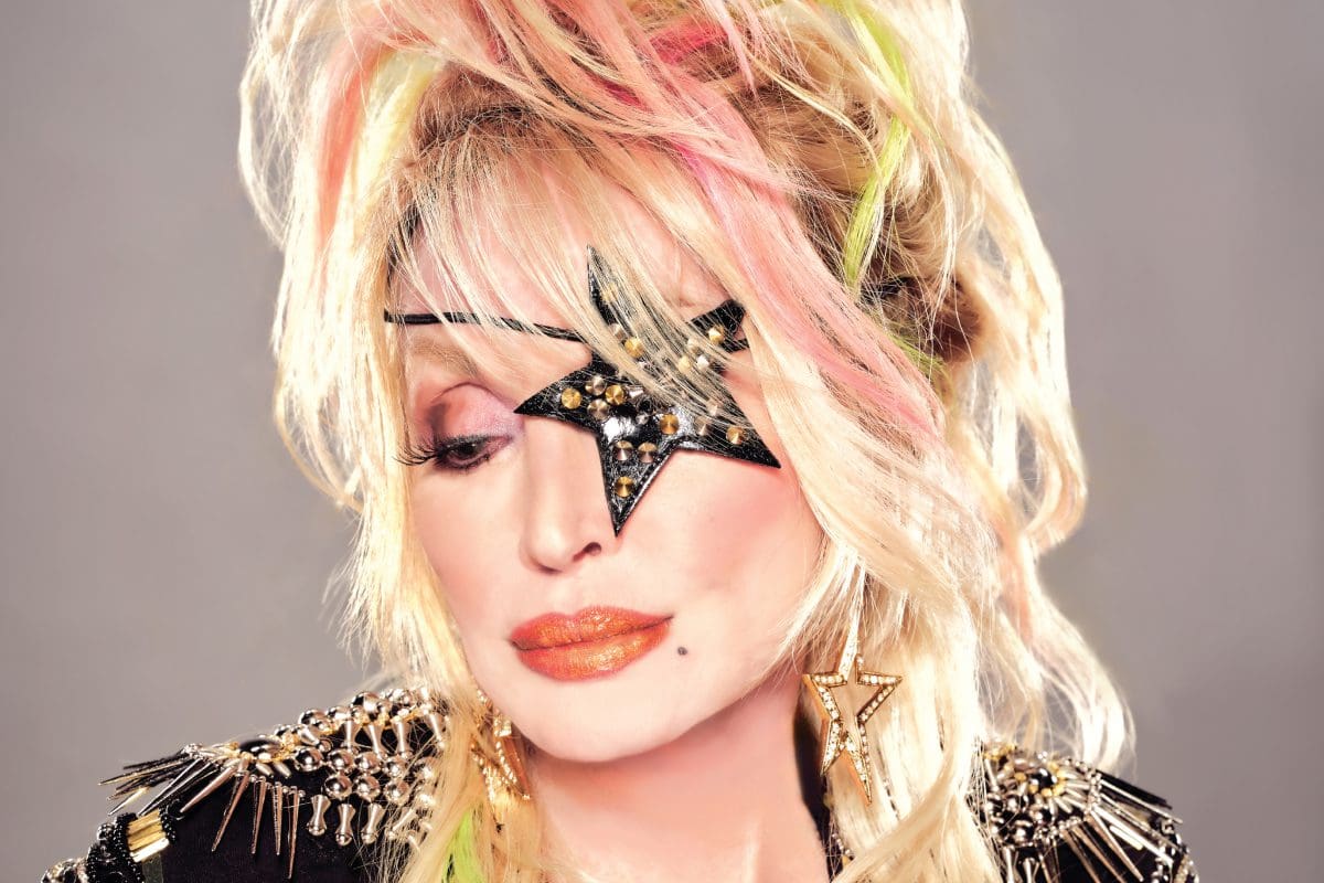 Dolly Parton slipper samarbeid med Chris Stapleton, Miley Cyrus, Elton John & Flere for 30-sangers ‘Rockstar’-album